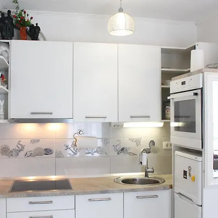 Marina - Center Apartman *
